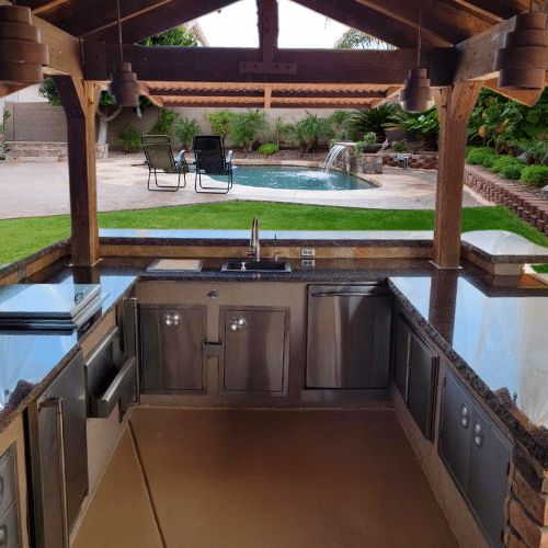 Outdoor kitchen in Arizona